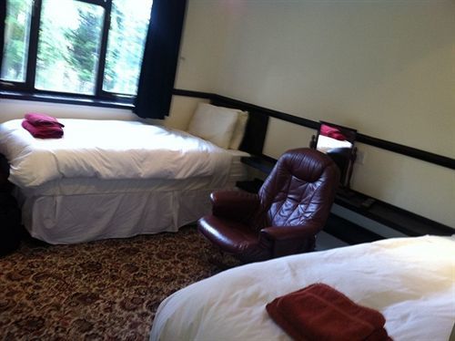 Foxwood Guest House Robin Hood ภายนอก รูปภาพ