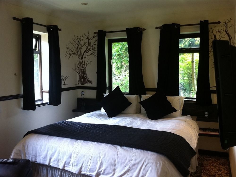 Foxwood Guest House Robin Hood ภายนอก รูปภาพ